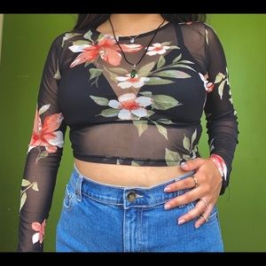 SEDUCTION mesh cropped sweater